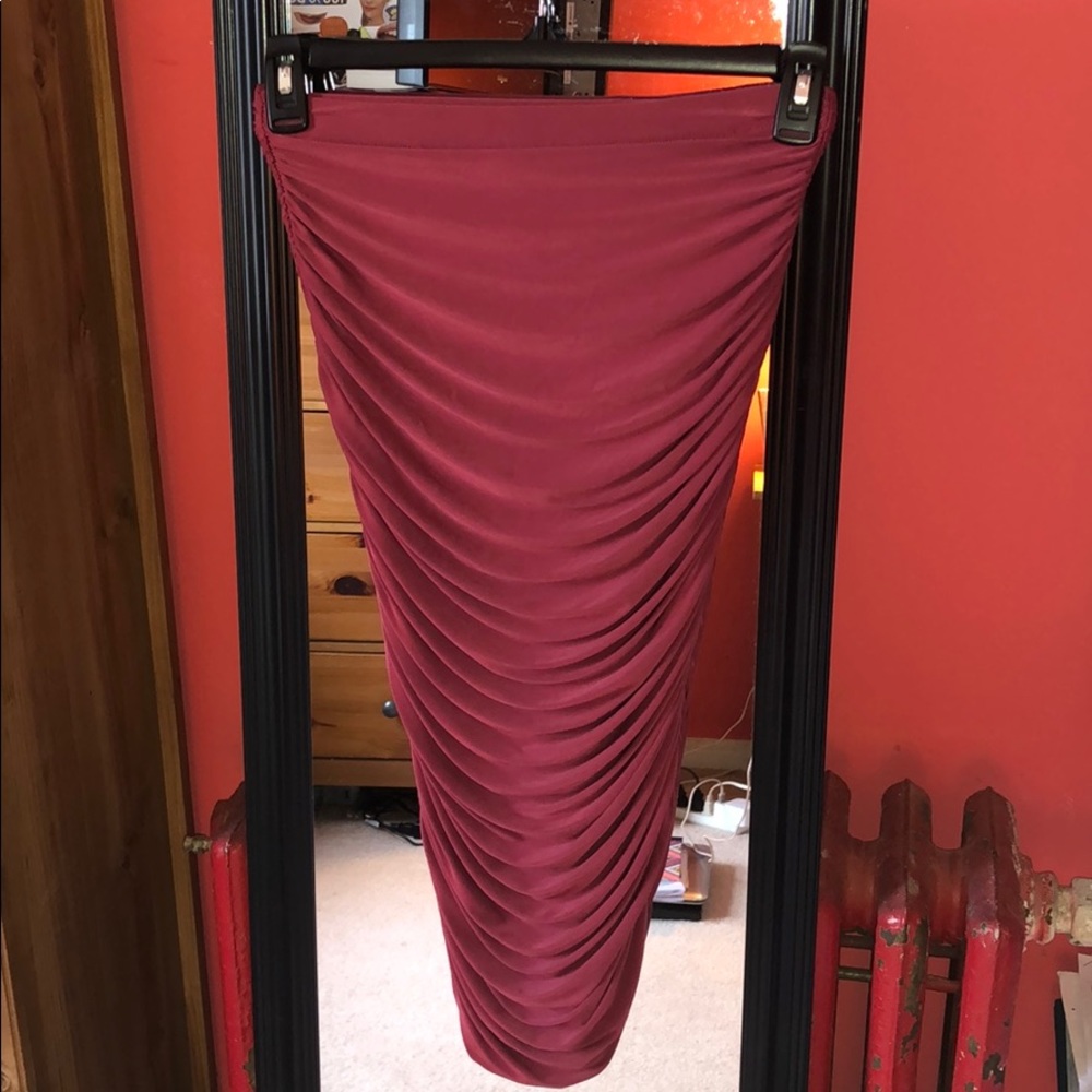 Missguided Stretchable Skirt